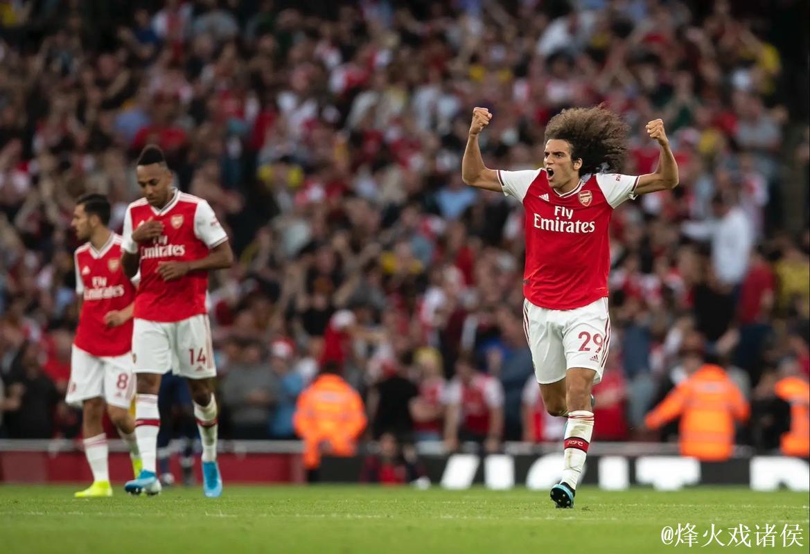 切尔西主场对阵阿森纳，英超榜首对决！